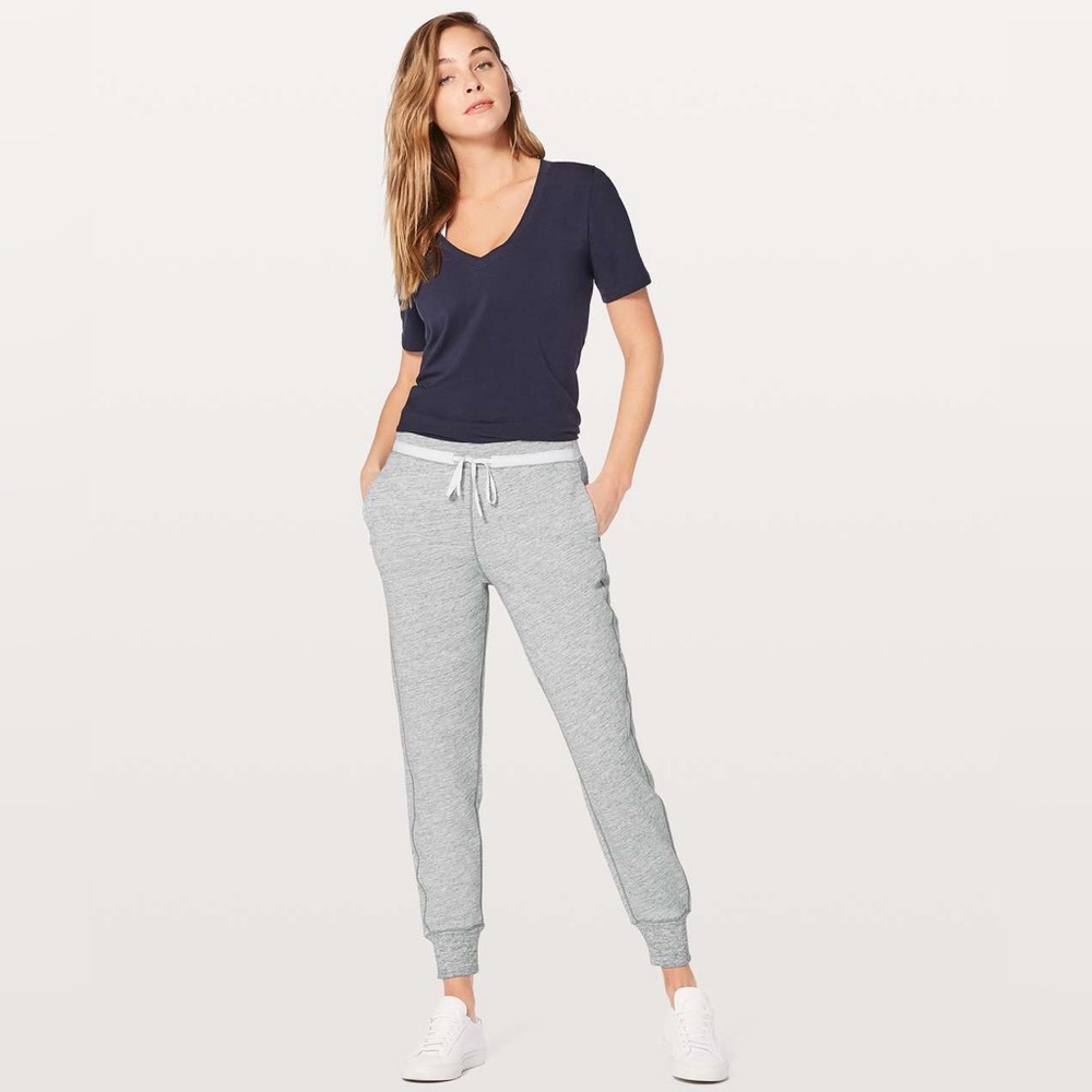 Lululemon Cool and Collected Jogger Size 4